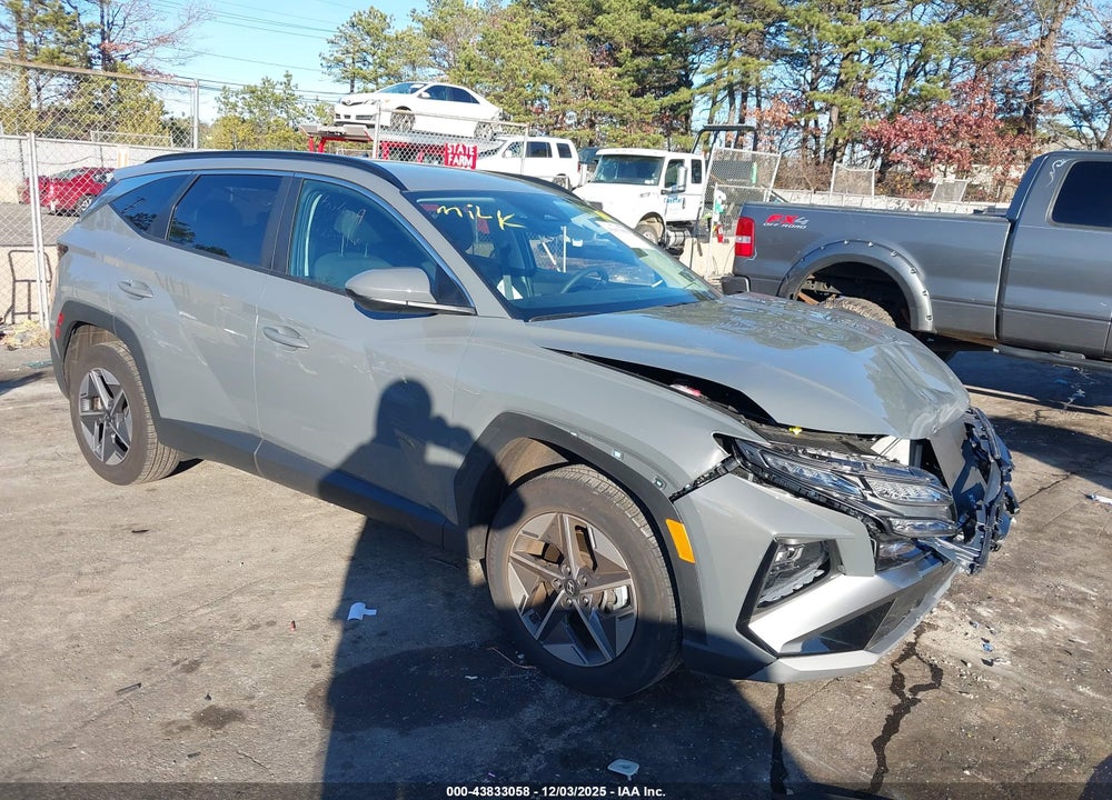 2025 HYUNDAI TUCSON SEL VIN: 5NMJBCDE1SH445856