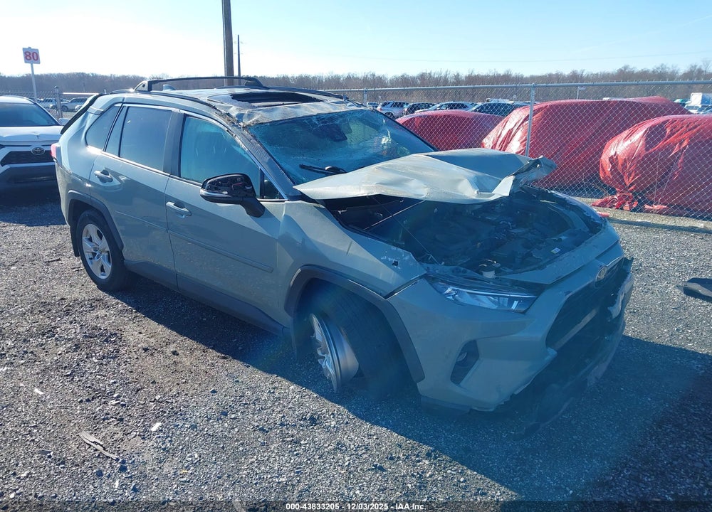 2021 TOYOTA RAV4 XLE VIN: 2T3P1RFV5MW150366