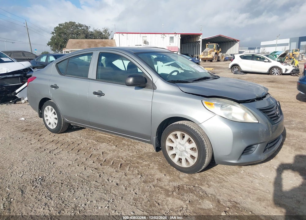 2014 NISSAN VERSA 1.6 S+ VIN: 3N1CN7APXEL851061