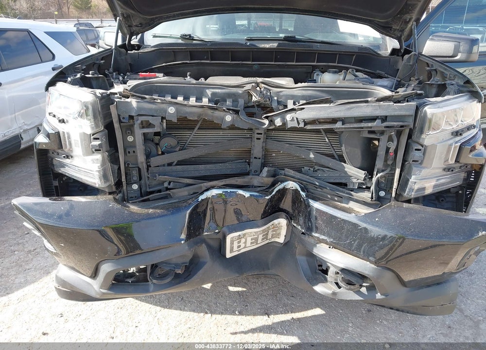 2020 CHEVROLET SILVERADO 1500 4WD  SHORT BED RST VIN: 3GCUYEED4LG401912