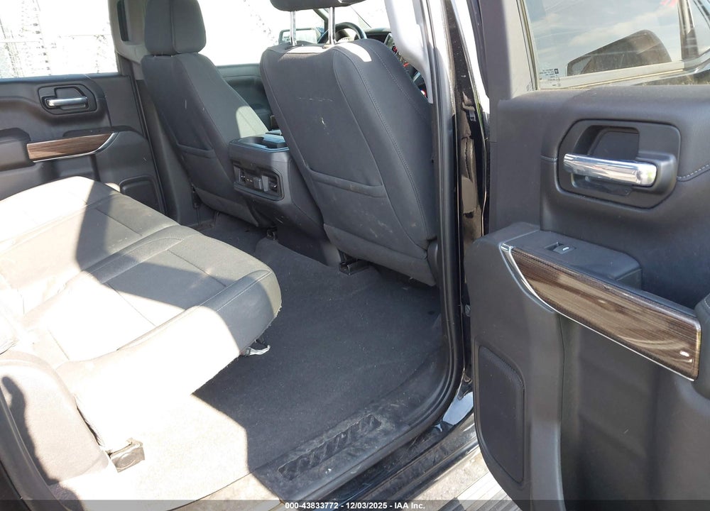 2020 CHEVROLET SILVERADO 1500 4WD  SHORT BED RST VIN: 3GCUYEED4LG401912