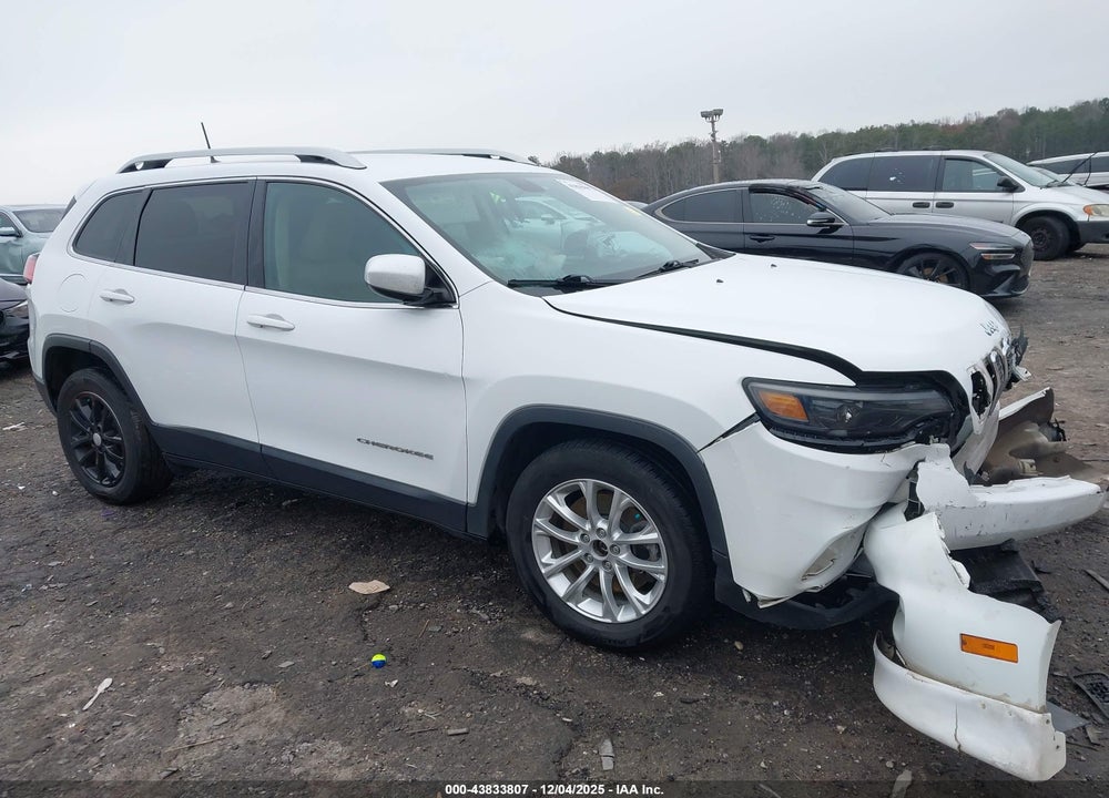 2019 JEEP CHEROKEE LATITUDE FWD VIN: 1C4PJLCB8KD222193