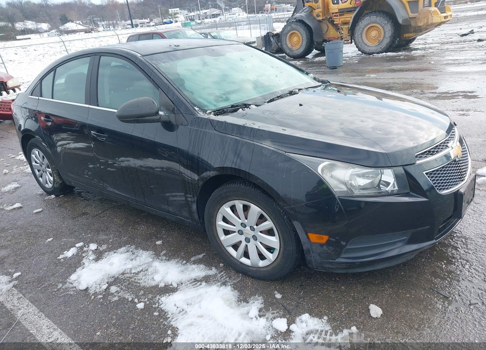 2011 CHEVROLET CRUZE LS VIN: 1G1PD5SH6B7272672