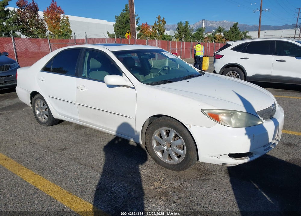 2002 TOYOTA CAMRY XLE V6 VIN: JTDBF30K220011417