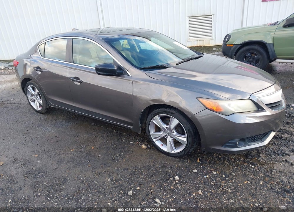 2013 ACURA ILX 2.0L VIN: 19VDE1F73DE018950