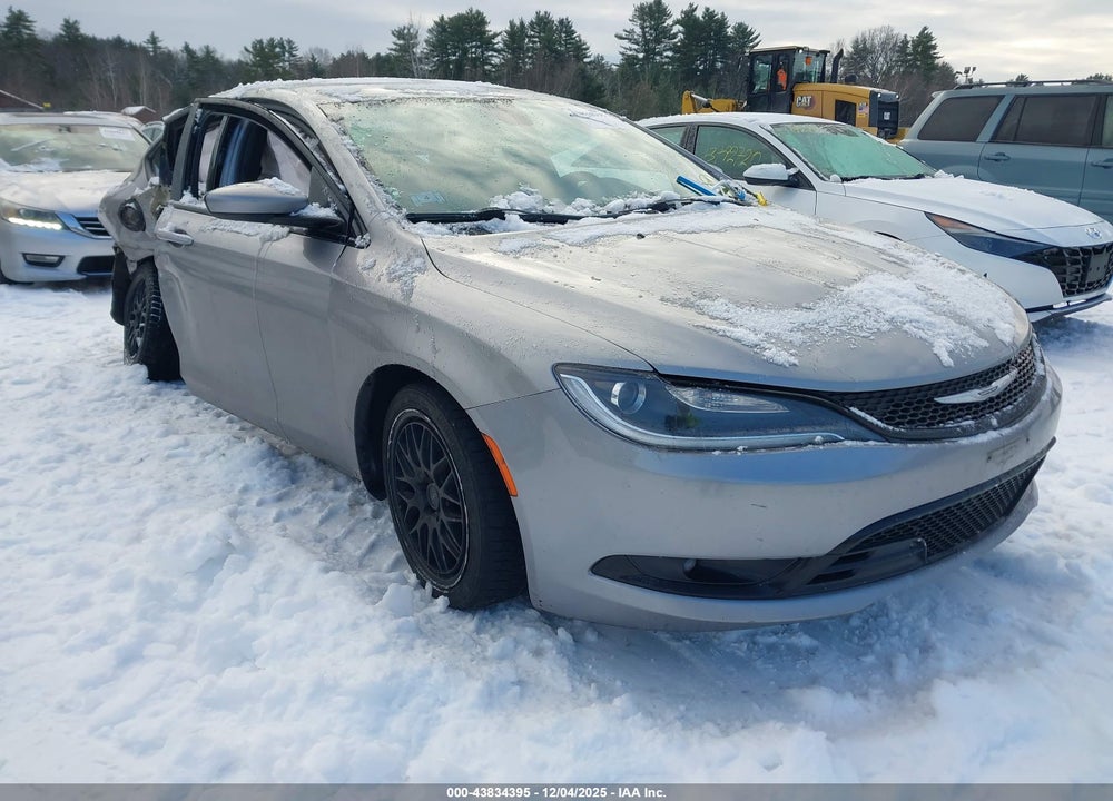 2015 CHRYSLER 200 S VIN: 1C3CCCBB5FN696049