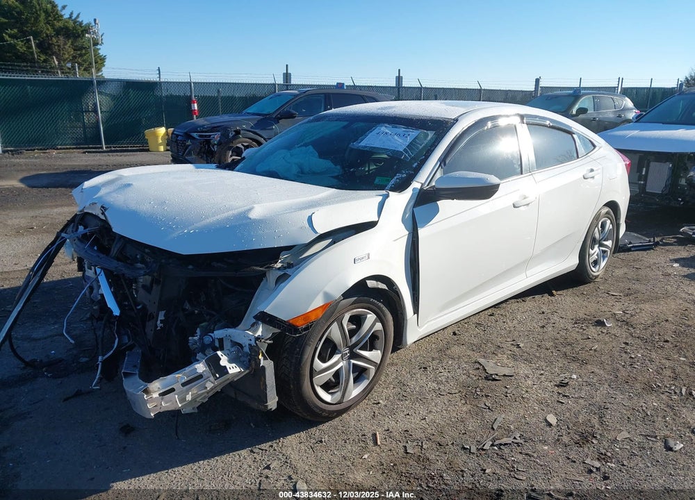 2018 HONDA CIVIC LX VIN: 2HGFC2F58JH565059