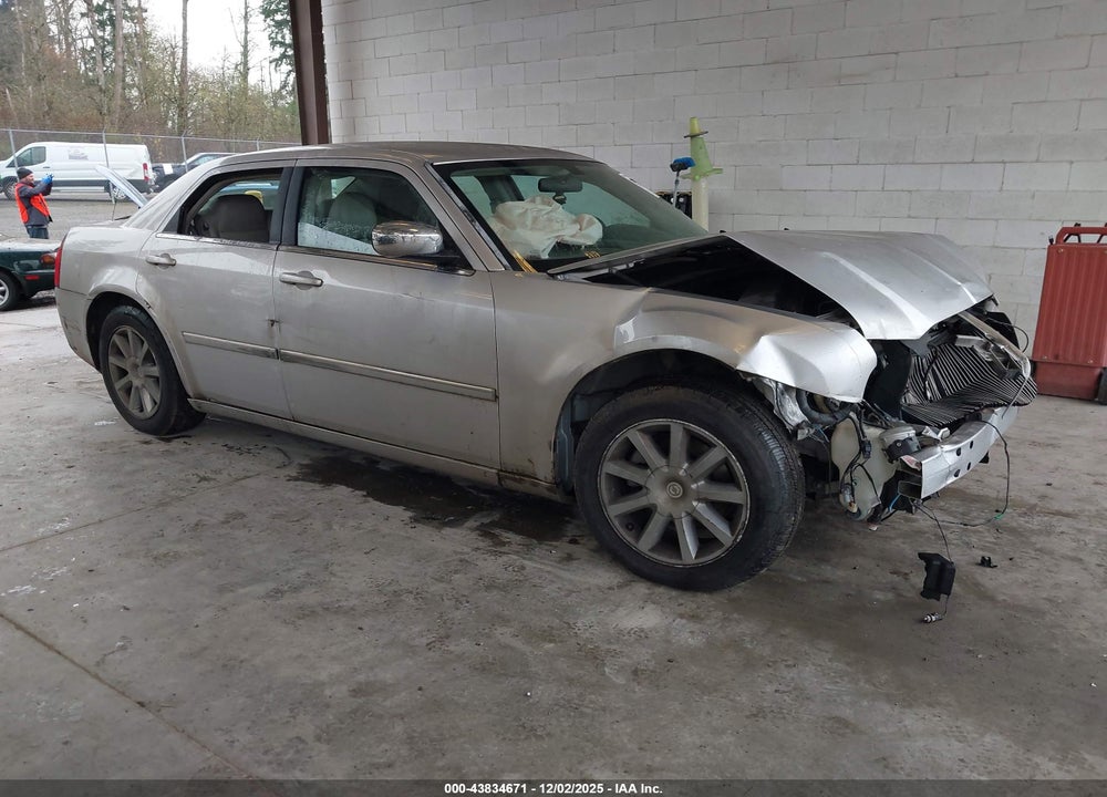 2007 CHRYSLER 300 TOURING VIN: 2C3KA53G67H608627