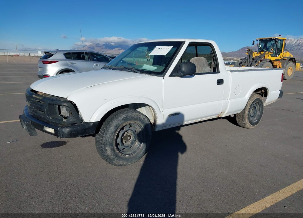 1995 CHEVROLET S TRUCK S10 VIN: 1GCCS1440S8137728