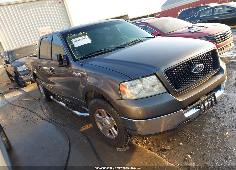 2004 FORD F-150 XLT VIN: 1FTRW12W14KB32000