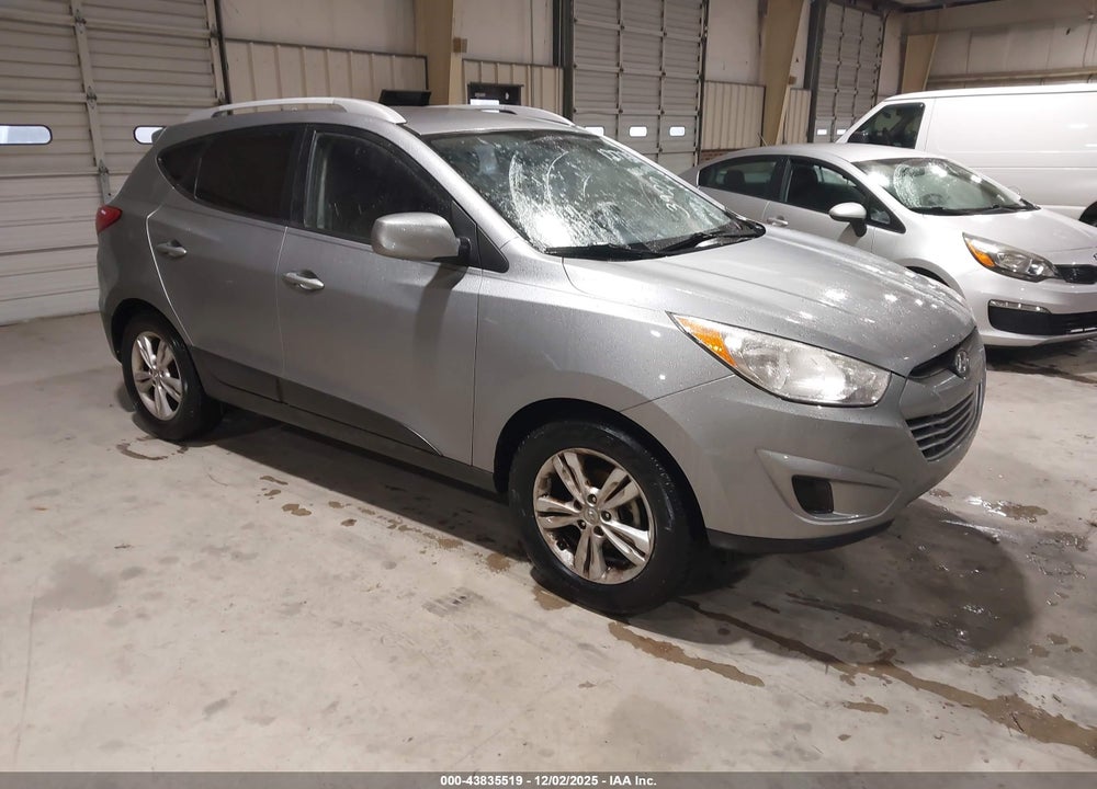 2011 HYUNDAI TUCSON GLS VIN: KM8JU3AC3BU293922