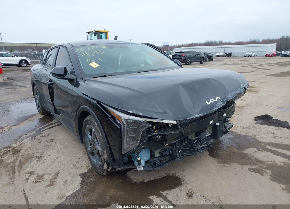 2025 KIA K4 LXS VIN: 3KPFT4DE2SE036099