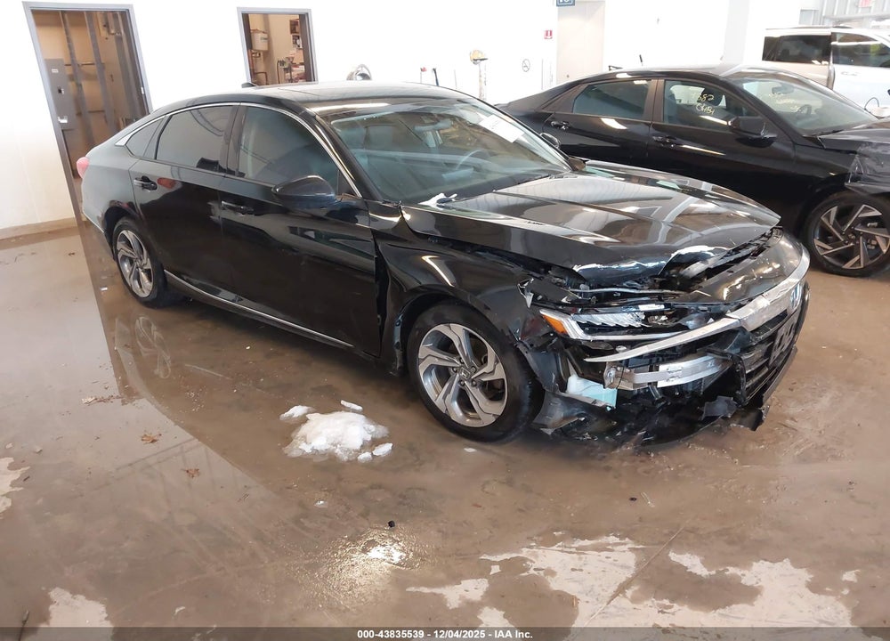 2018 HONDA ACCORD EX VIN: 1HGCV1F49JA129902