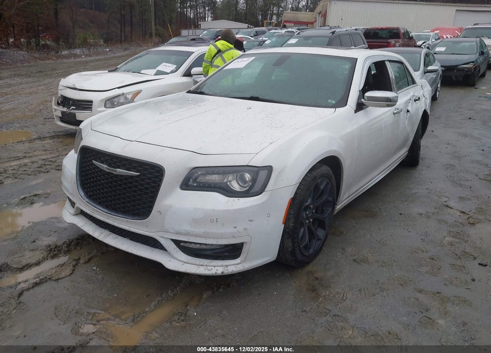 2020 CHRYSLER 300 300S VIN: 2C3CCABG0LH103489