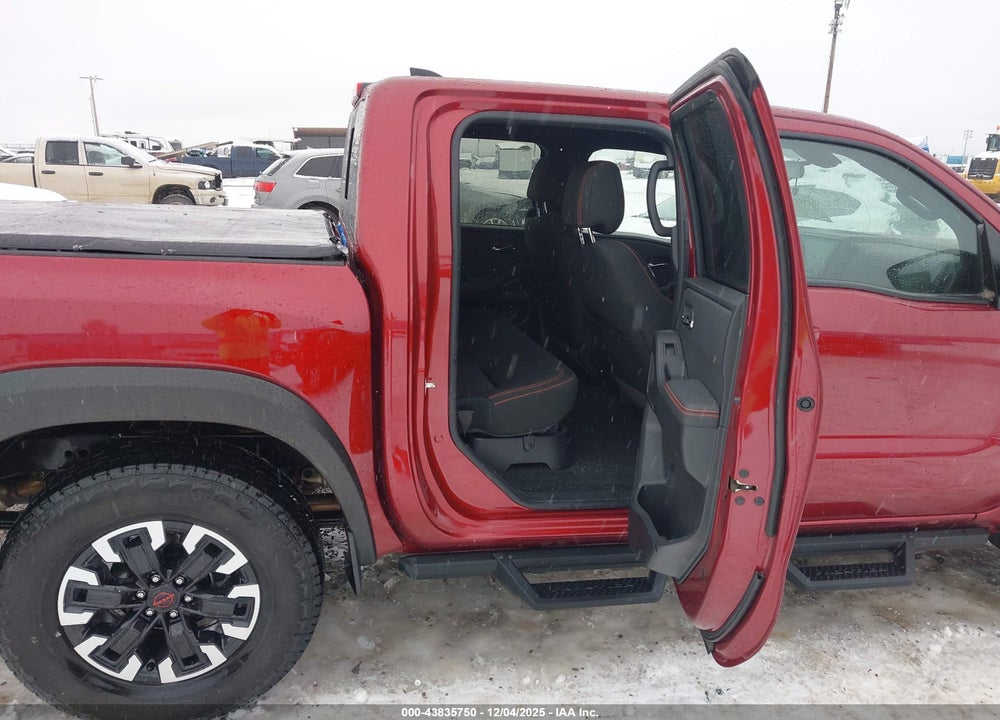 2024 NISSAN FRONTIER PRO-4X 4X4 VIN: 1N6ED1EK7RN615717