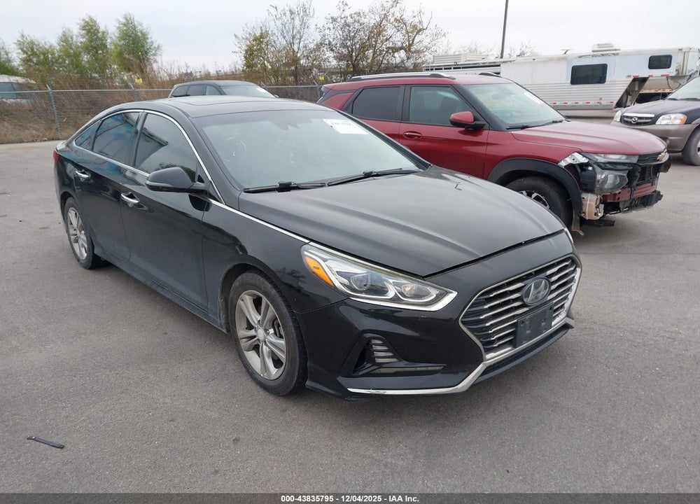 2018 HYUNDAI SONATA LIMITED VIN: 5NPE34AF3JH602192