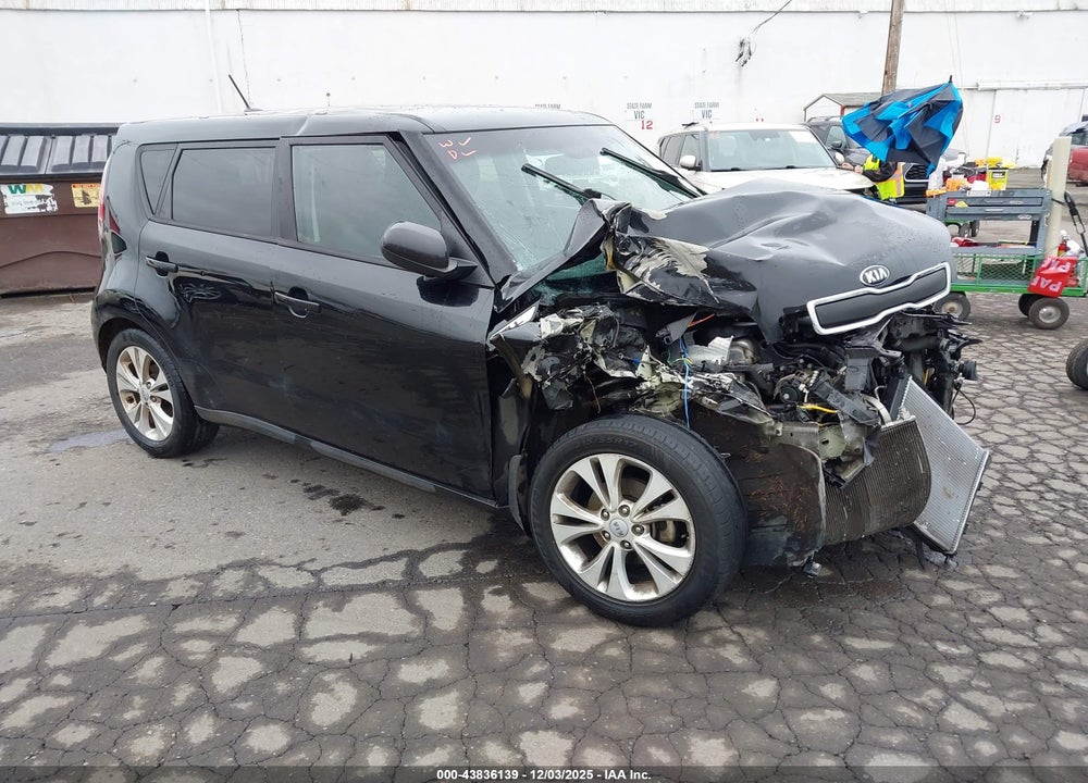 2014 KIA SOUL + VIN: KNDJP3A54E7025686