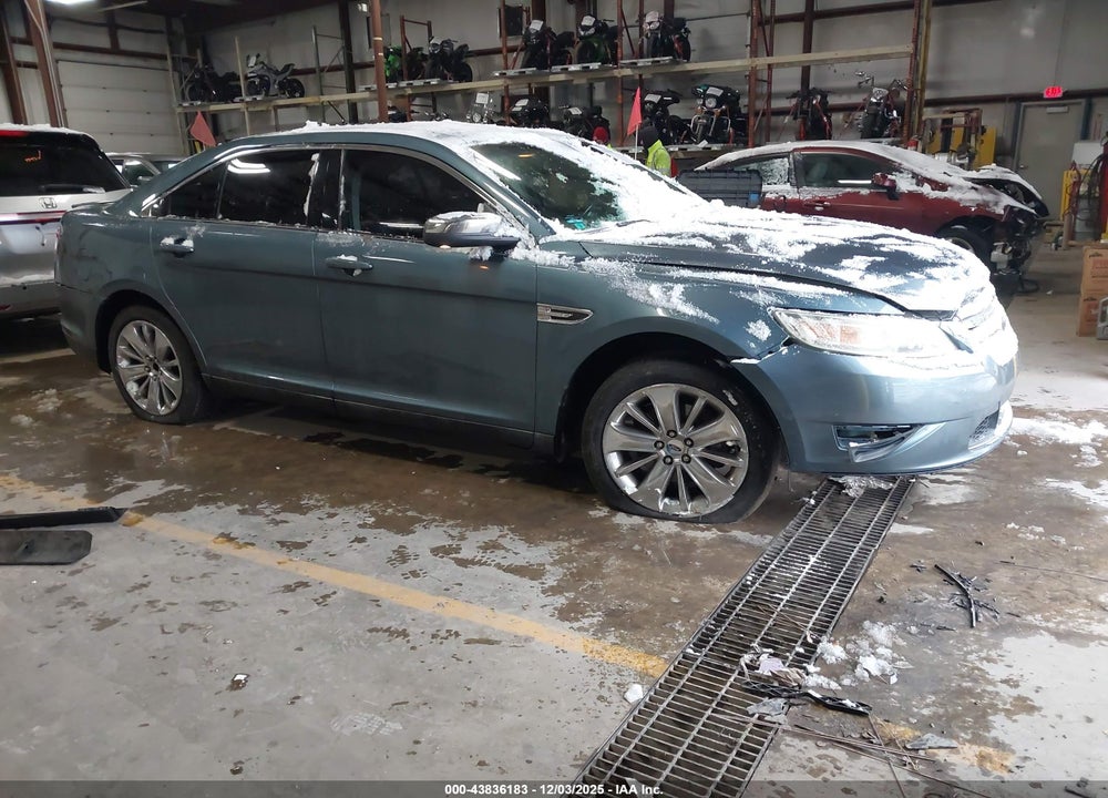 2010 FORD TAURUS LIMITED VIN: 1FAHP2FW6AG137710