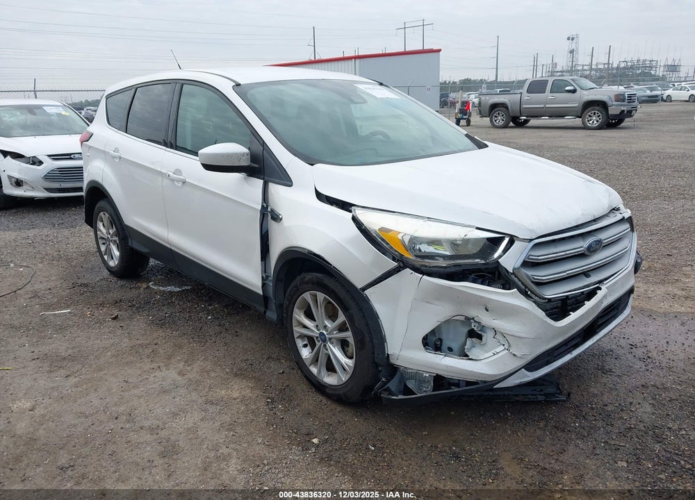 2019 FORD ESCAPE SE VIN: 1FMCU0GD8KUC45839