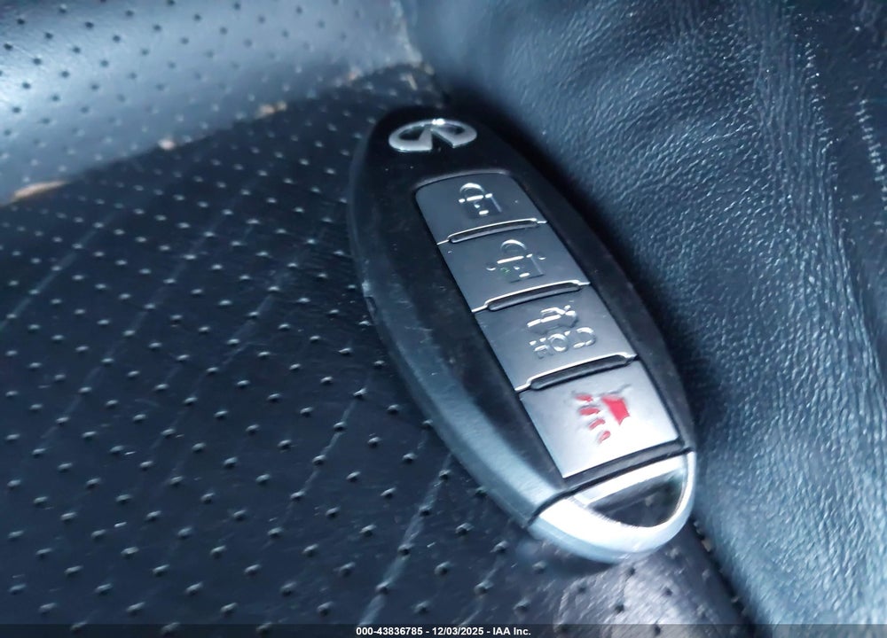 2010 INFINITI G37X VIN: JN1CV6AR0AM450887