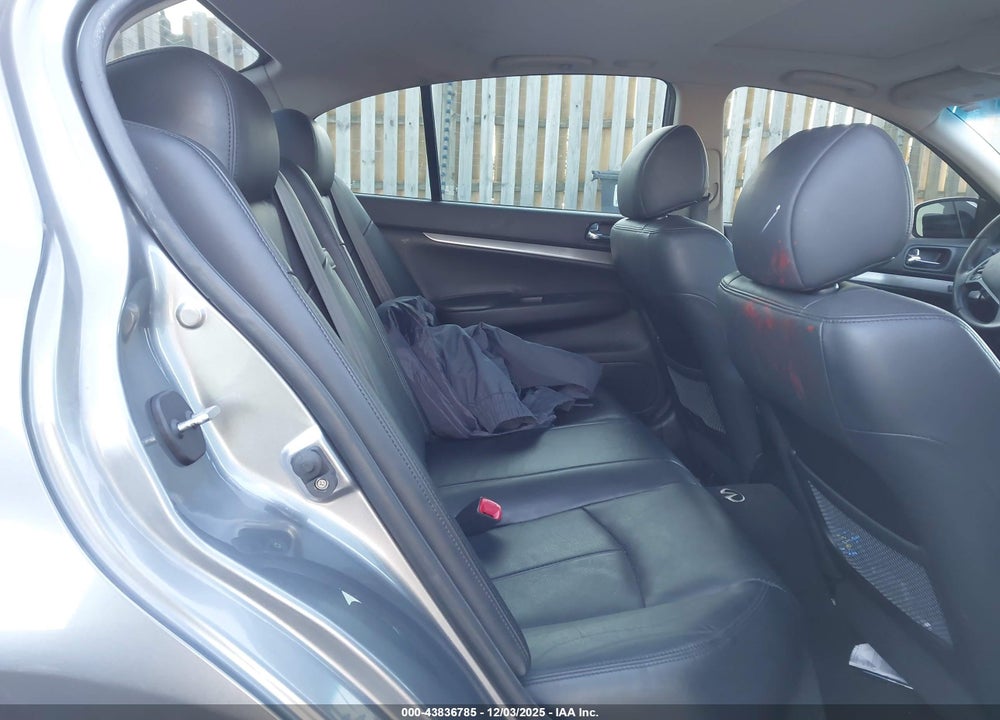 2010 INFINITI G37X VIN: JN1CV6AR0AM450887