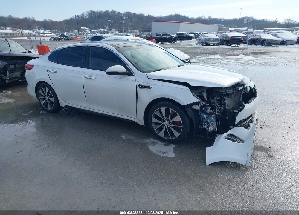 2016 KIA OPTIMA SX TURBO VIN: 5XXGW4L28GG092016