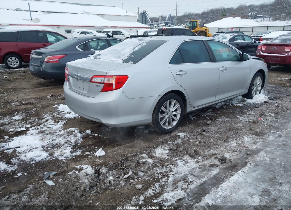 2014 TOYOTA CAMRY XLE VIN: 4T4BF1FK5ER431070