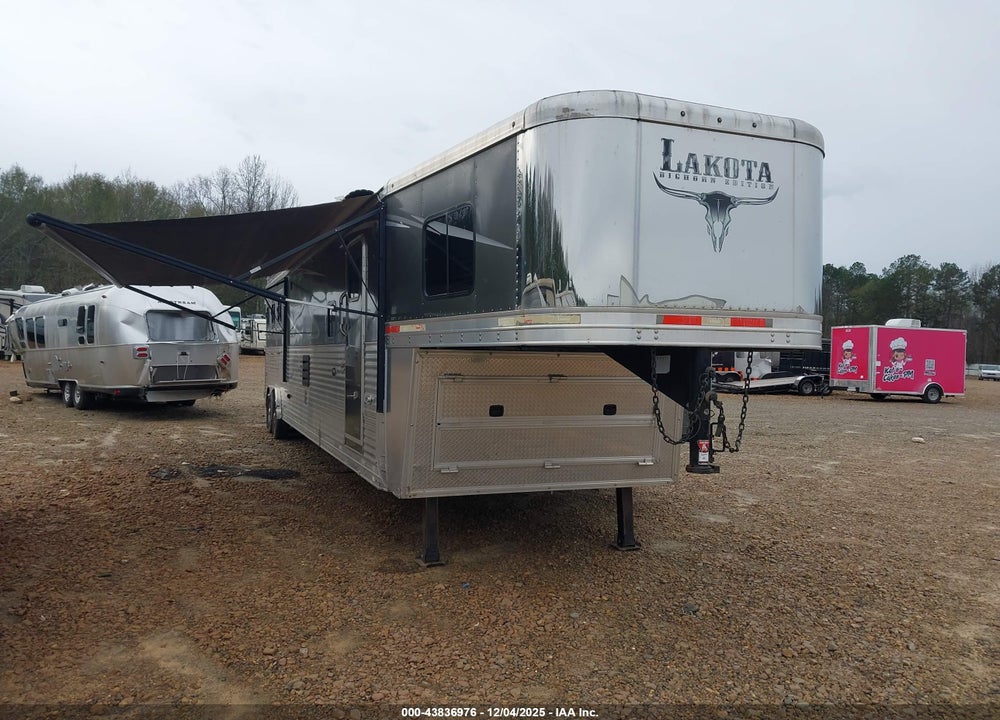2018 LAKOTA BIG HORN VIN: 58JGB3J24J1001100