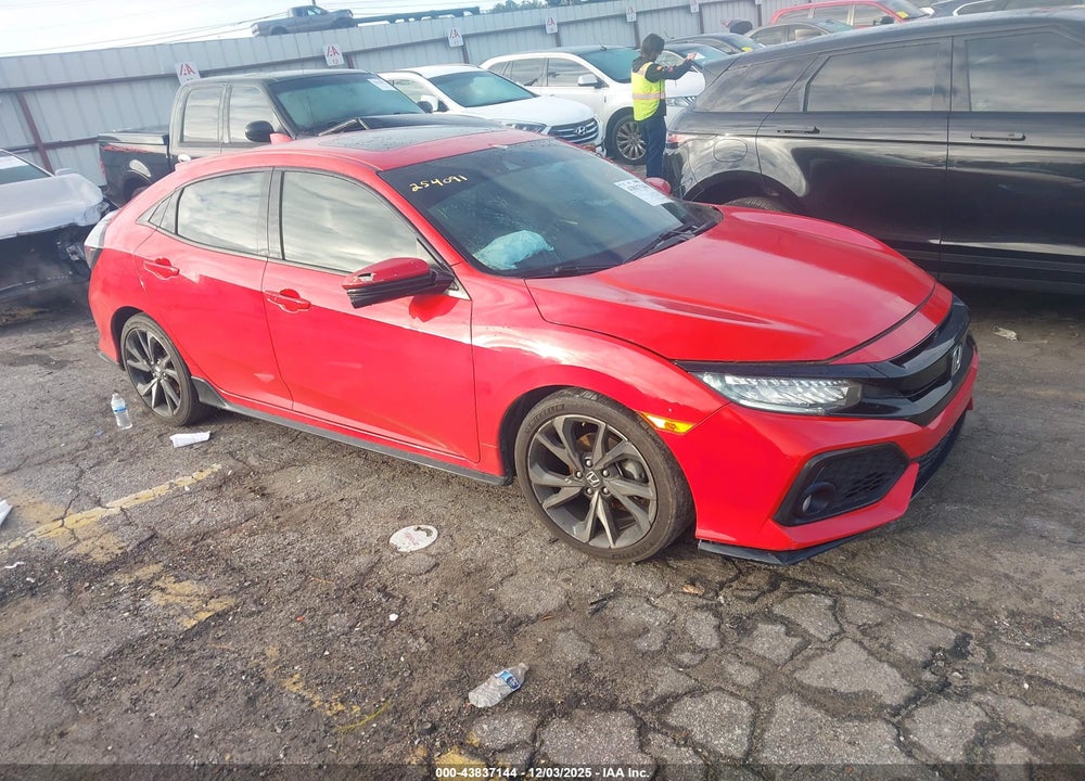 2018 HONDA CIVIC SPORT TOURING VIN: SHHFK7H92JU231595