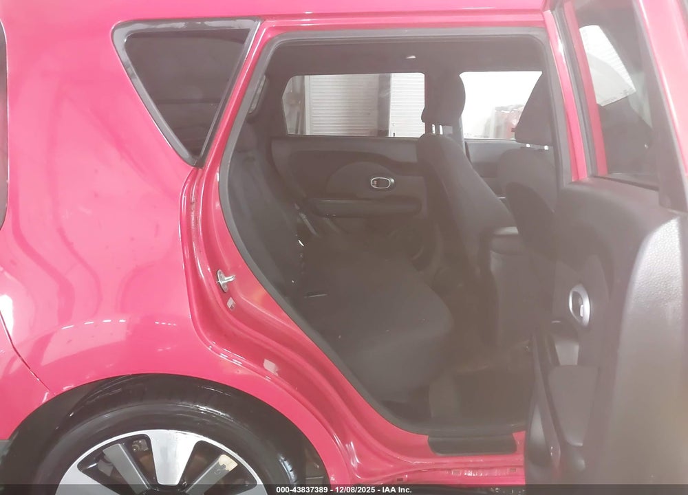 2015 KIA SOUL ! VIN: KNDJX3A52F7752598