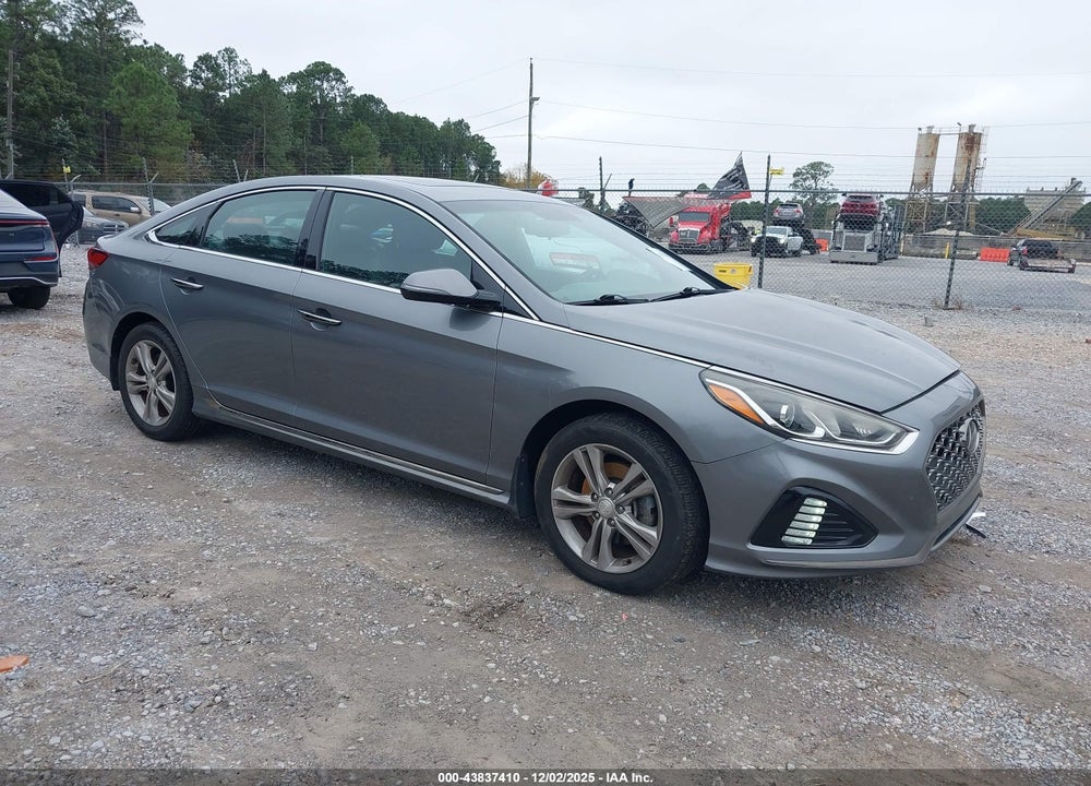 2018 HYUNDAI SONATA SPORT VIN: 5NPE34AF0JH686911