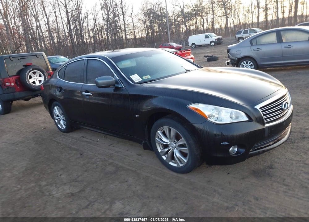 2014 INFINITI Q70 3.7X VIN: JN1BY1AR8EM320173