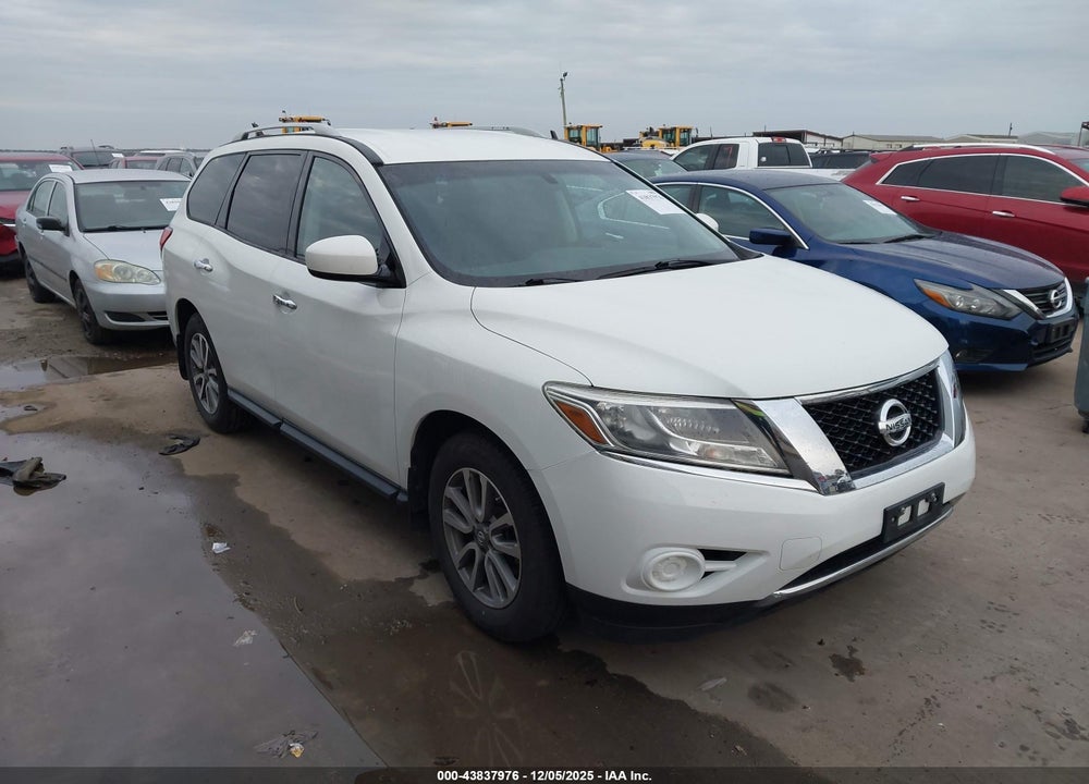 2015 NISSAN PATHFINDER S VIN: 5N1AR2MN5FC681707