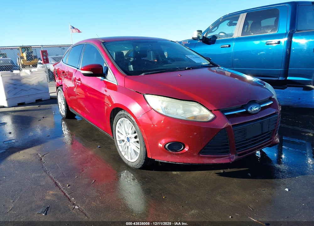 2014 FORD FOCUS TITANIUM VIN: 1FADP3J21EL409733