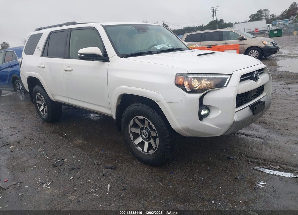 2020 TOYOTA 4RUNNER TRD OFF ROAD PREMIUM VIN: JTEBU5JR1L5827614