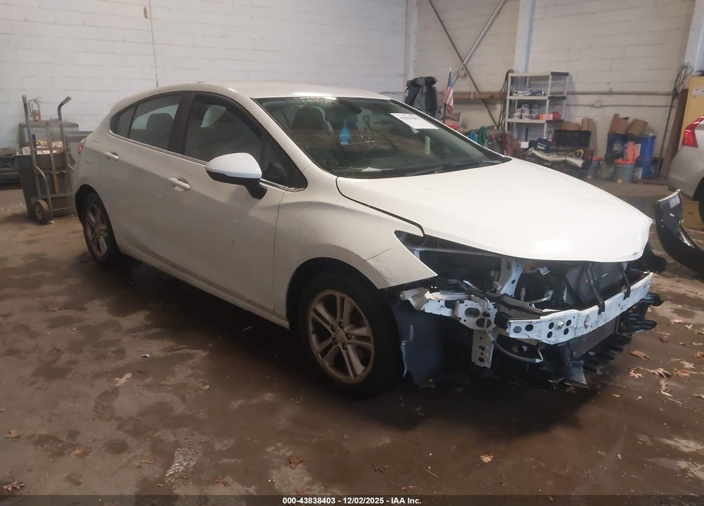 2017 CHEVROLET CRUZE LT AUTO VIN: 3G1BE6SM3HS585229