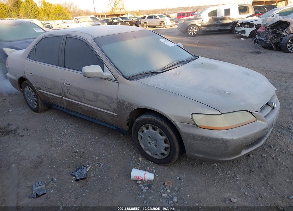 2001 HONDA ACCORD 2.3 LX VIN: JHMCG56431C024548