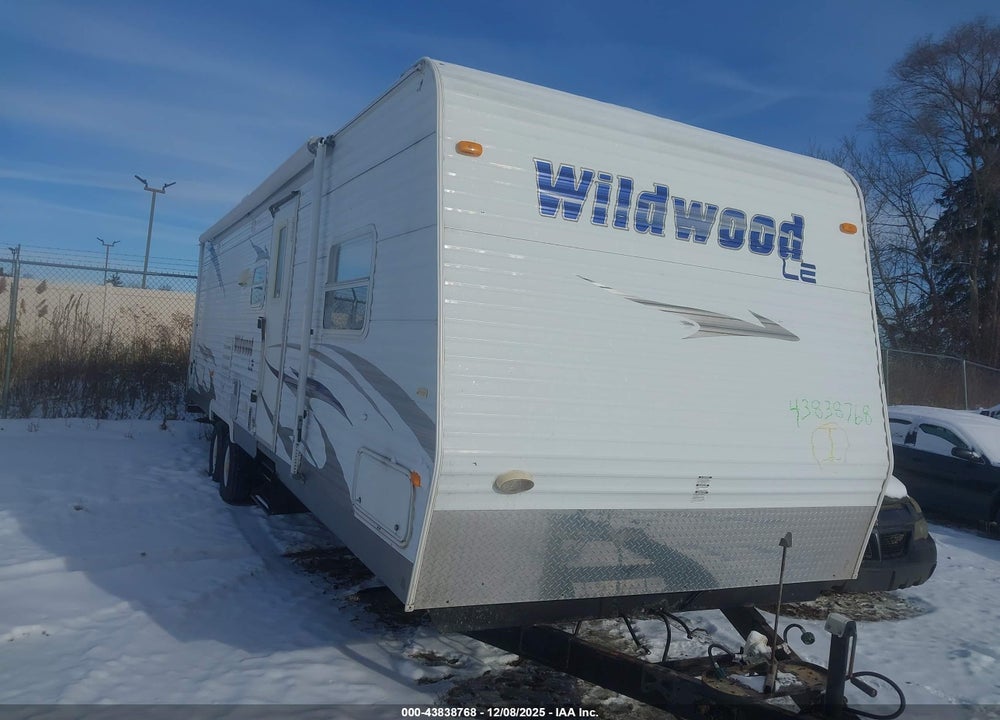 2008 WILDWOOD LE VIN: 4X4TWDF218A242064
