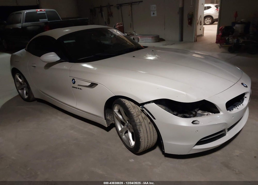 2016 BMW Z4 SDRIVE28I VIN: WBALL5C57G5A20381