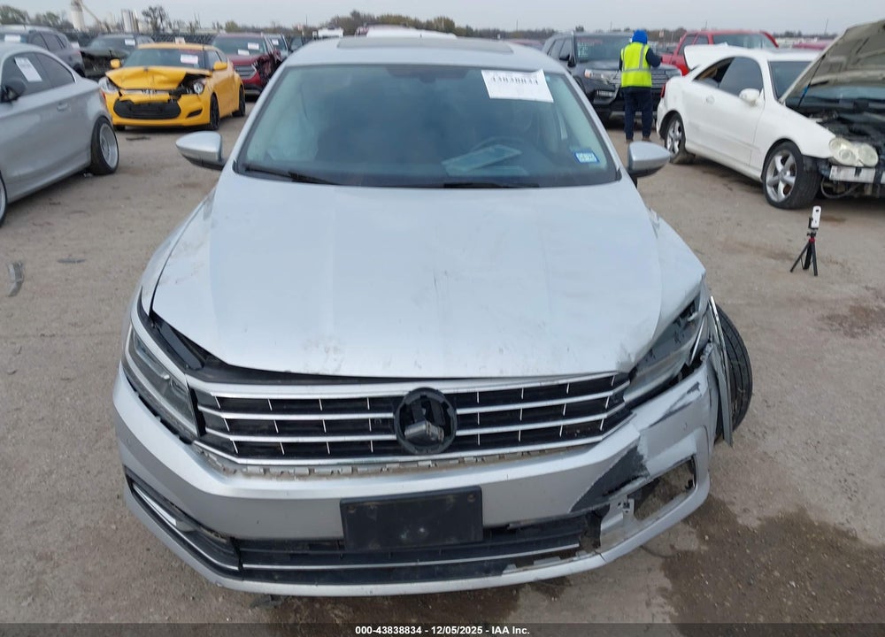 2017 VOLKSWAGEN PASSAT 1.8T SE VIN: 1VWGT7A37HC003928