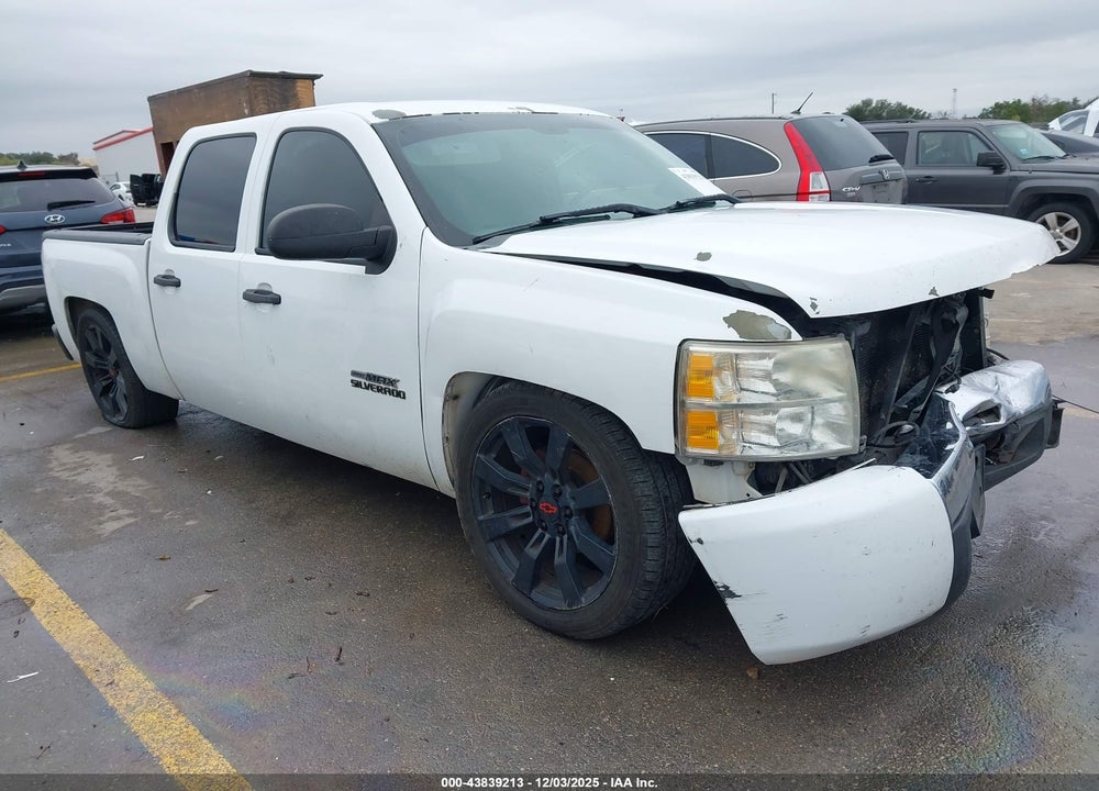 2011 CHEVROLET SILVERADO 1500 LT VIN: 3GCPCSEA5BG203791