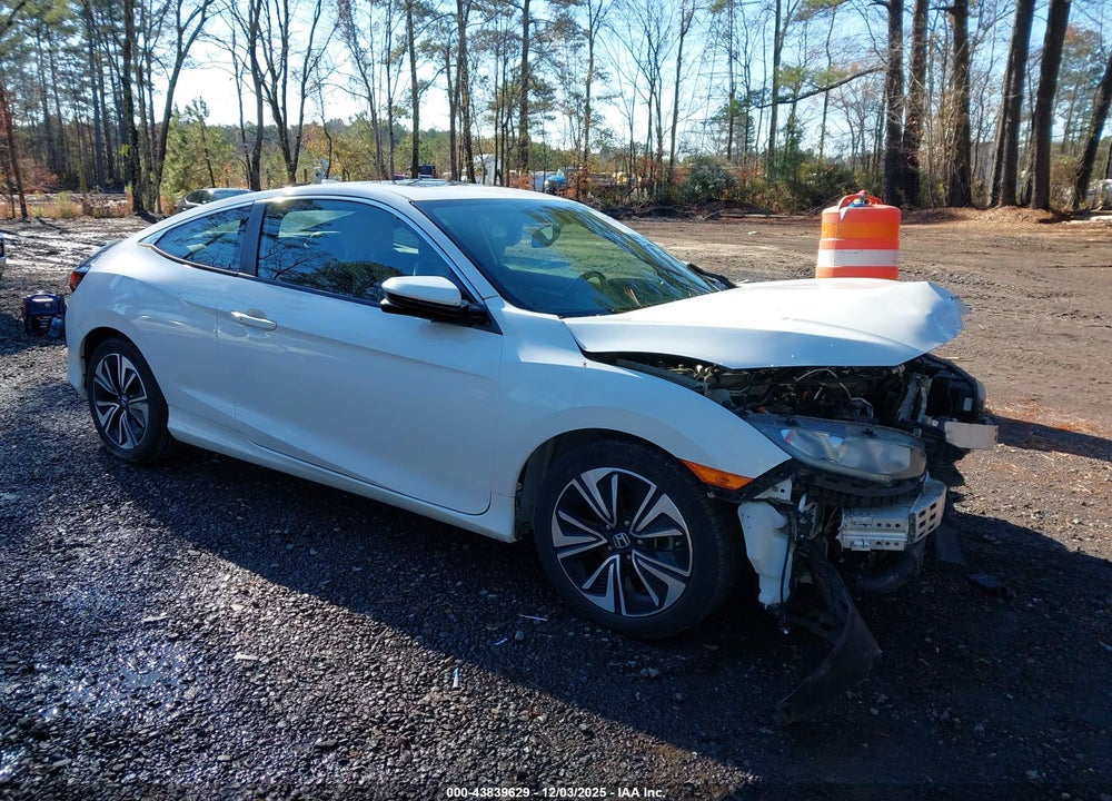 2018 HONDA CIVIC EX-L VIN: 2HGFC3B70JH352426