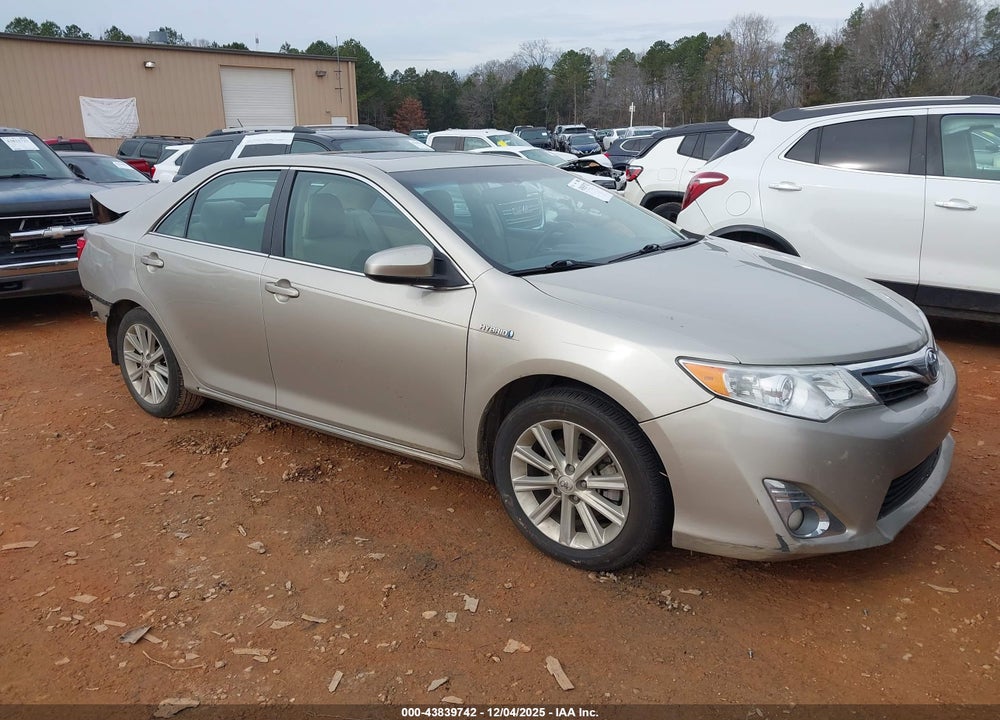 2014 TOYOTA CAMRY HYBRID XLE VIN: 4T1BD1FK0EU126320
