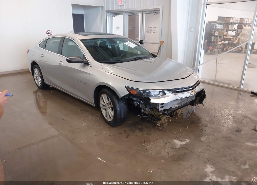 2018 CHEVROLET MALIBU LT VIN: 1G1ZD5ST8JF144628