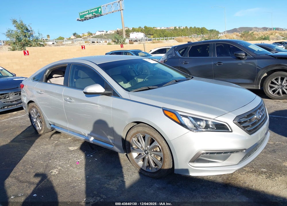 2015 HYUNDAI SONATA SPORT VIN: 5NPE34AF1FH032460