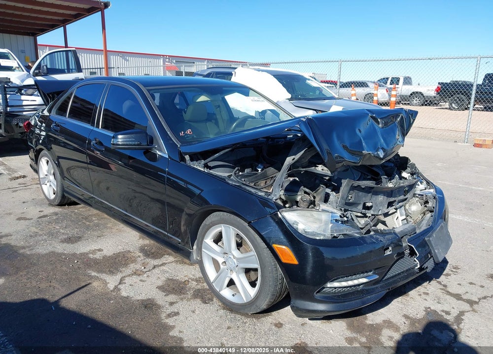 2011 MERCEDES-BENZ C 300 VIN: WDDGF8BBXBA497698