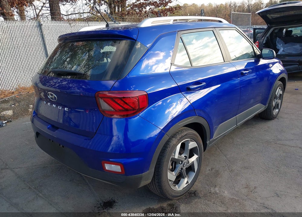 2024 HYUNDAI VENUE LIMITED VIN: KMHRC8A34RU307114