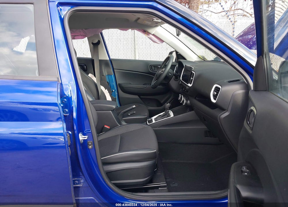 2024 HYUNDAI VENUE LIMITED VIN: KMHRC8A34RU307114