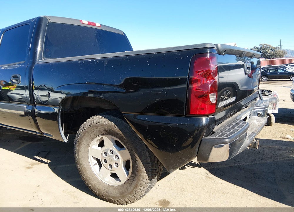 2005 CHEVROLET SILVERADO 1500 LS VIN: 2GCEC13T051285271