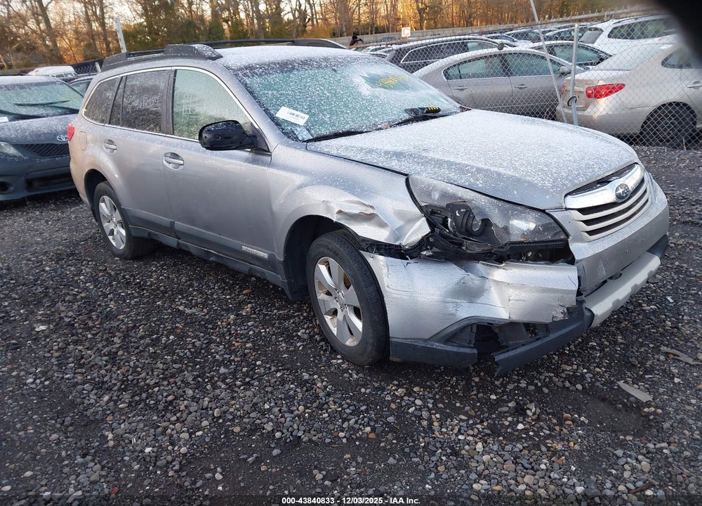 2010 SUBARU OUTBACK 2.5I LIMITED VIN: 4S4BRBKC4A3381400